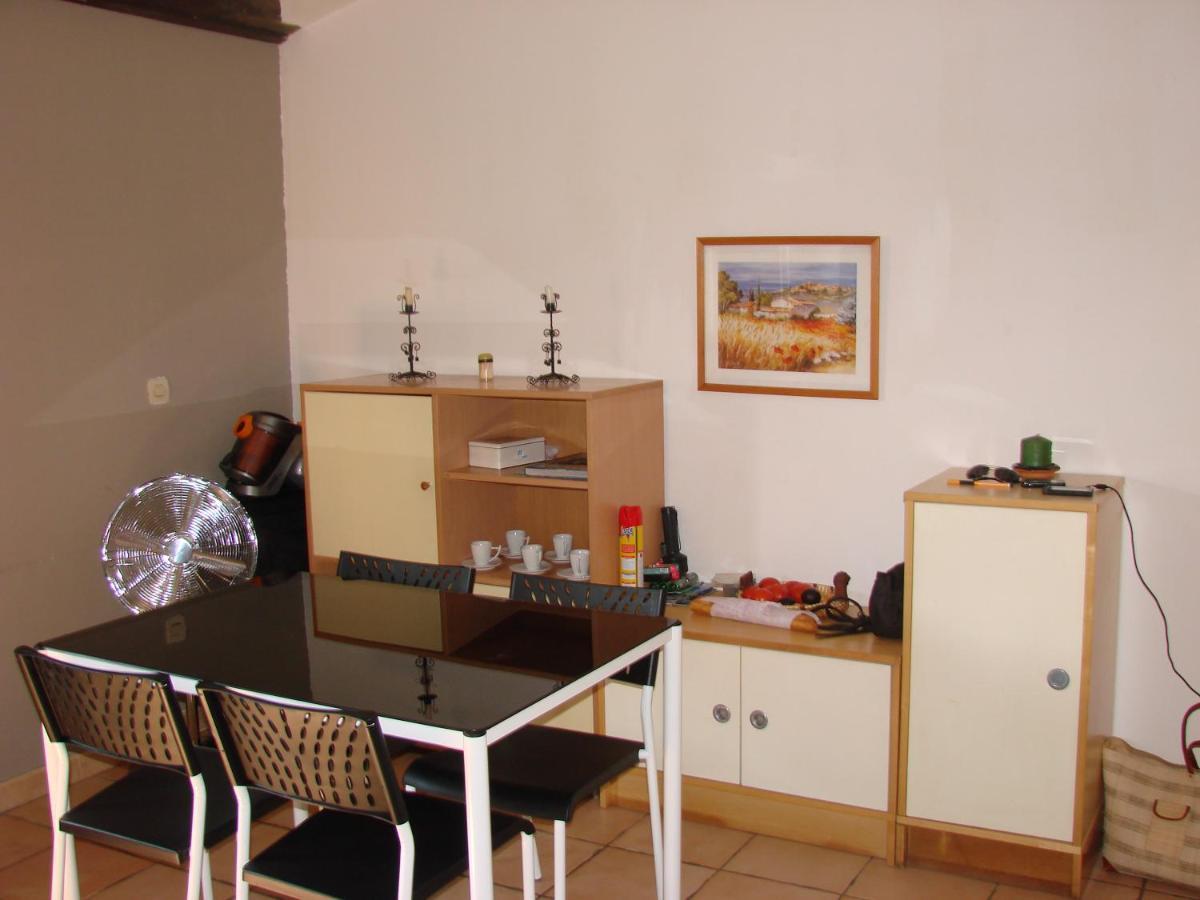25 Fm 2 D Apartment Coursan ภายนอก รูปภาพ